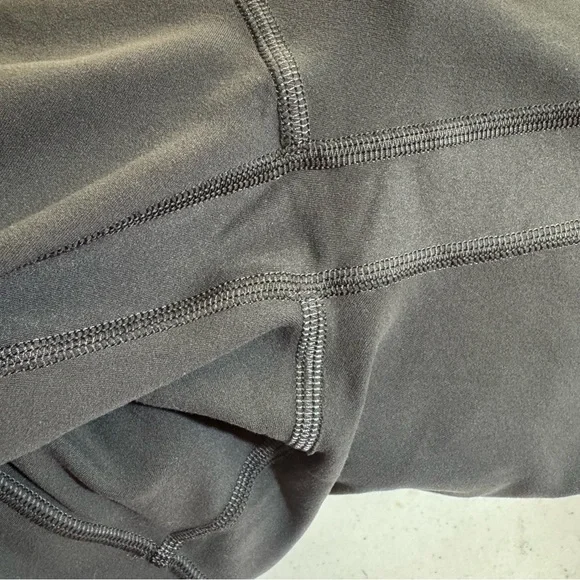 134. Lululemon Align High Rise Crop 17" in Graphite Grey - Picture 7 of 11